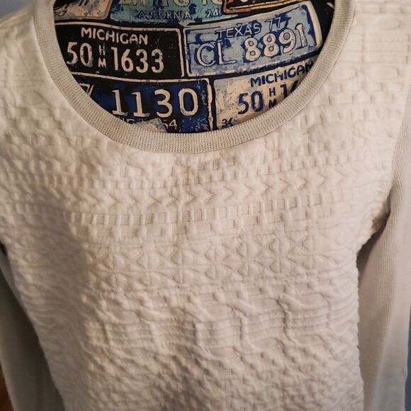 White sweater style top with grey sleeves & coller - Picture 6 of 10